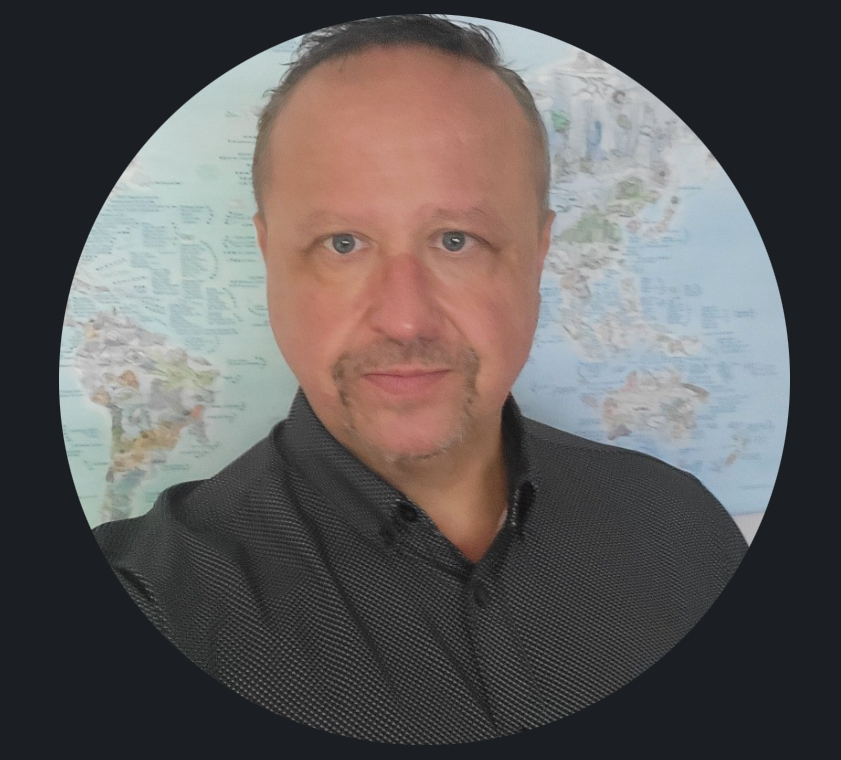 Eduard Hurtos Headshot